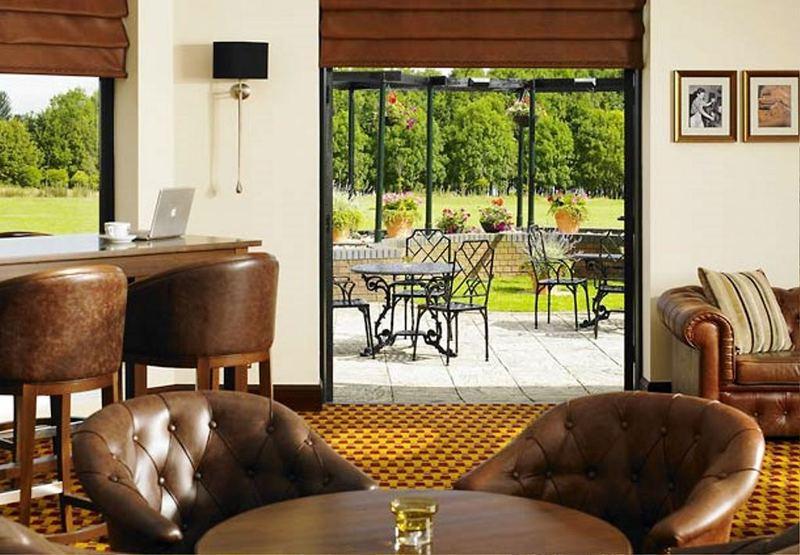 Delta Hotels By Marriott Northampton Exterior photo