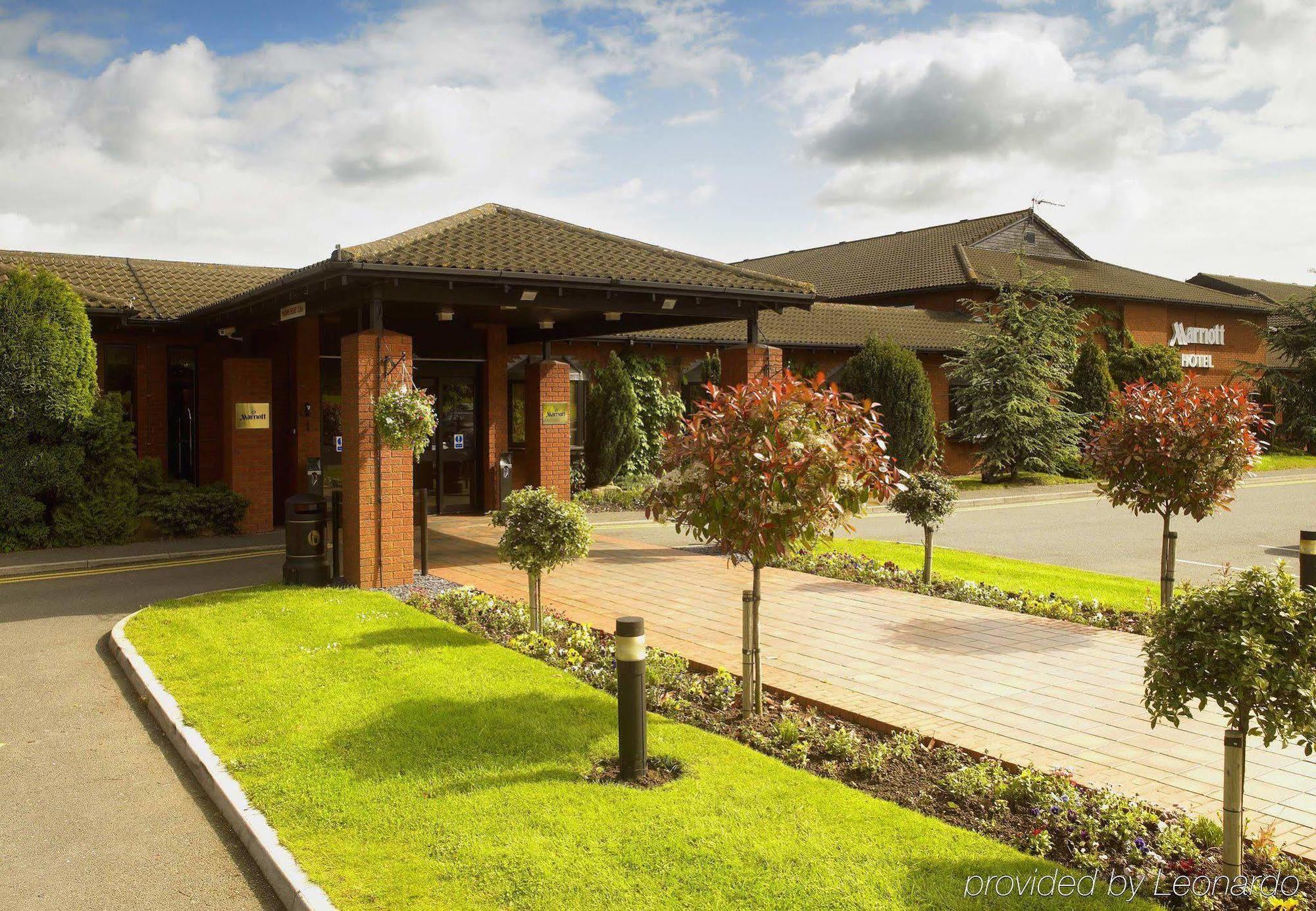 Delta Hotels By Marriott Northampton Exterior photo